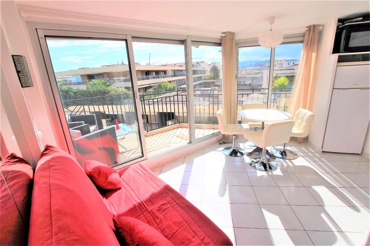 Nice Apartment Last Floor With Terrace And Clear View On The Sea Cannes Esterno foto
